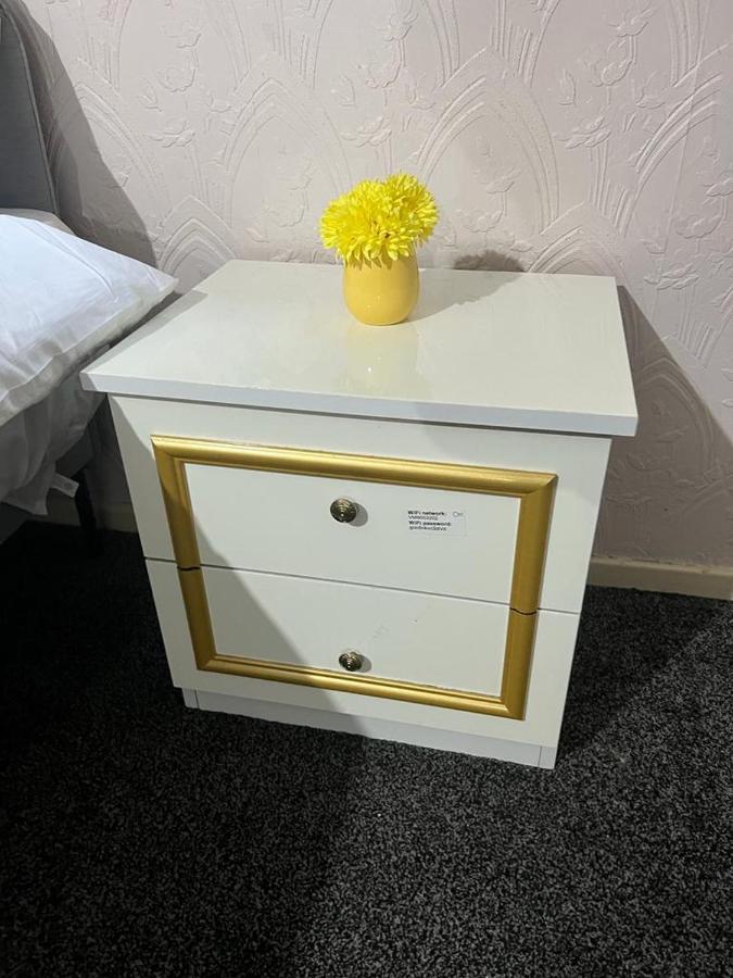 Indulge Hockley Hotel - With Free Front Parking - 10 Min Drive To Birmingham City Centre Bull Ring, Grand Central, Tesco Superstore, Primark & Commonwealth Games Exterior photo